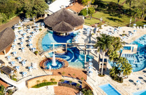 Conheça toda a estrutura do complexo aquático do Aguativa Golf Resort