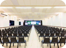 Imagem de centro de eventos, uma das experiências do Aguativa Golf Resort para empresas.